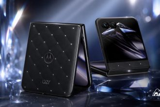 Motorola Razr 70 Swarovski Edition, pliable au dos noir capitonné constellé de cristaux, à l'IFA 2026 de Berlin