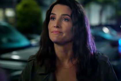 Cobie Smulders dans le rôle d'Emi Finch dans The Lincoln Lawyer sur Netflix
