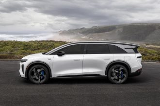 Lucid Gravity GT-S, SUV électrique trois rangées de 1 070 chevaux, rendu officiel Lucid Motors