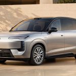 BYD Denza N8, SUV 100 % électrique, photo officielle du constructeur en studio