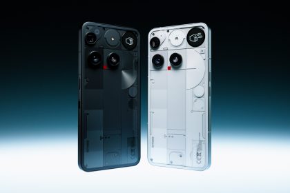 Nothing Phone 3, smartphone officiel au dos transparent avec interface Glyph