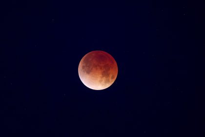 Photo NASA de la Lune rouge en éclipse lunaire, astronomie