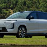 BYD Denza N8L, grand SUV électrique 6 places de 5,20 m, photo officielle du constructeur en extérieur