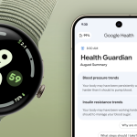 Pixel Watch et application Google Health montrant les tendances Health Guardian (tension artérielle, résistance à l'insuline, respiration)