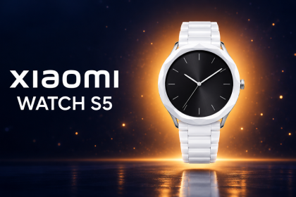 Xiaomi Watch S5 41 mm, montre connectée compacte présentée sur fond premium bleu nuit, rendu concept