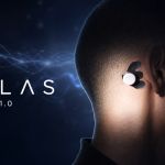 Atlas 1.0, le wearable EEG posé derrière l'oreille qui suit l'activité cérébrale en continu