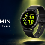 Garmin Vivoactive 5 noire en lévitation, écran AMOLED vert lime, mise en valeur produit