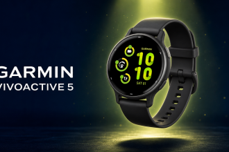 Garmin Vivoactive 5 noire en lévitation, écran AMOLED vert lime, mise en valeur produit